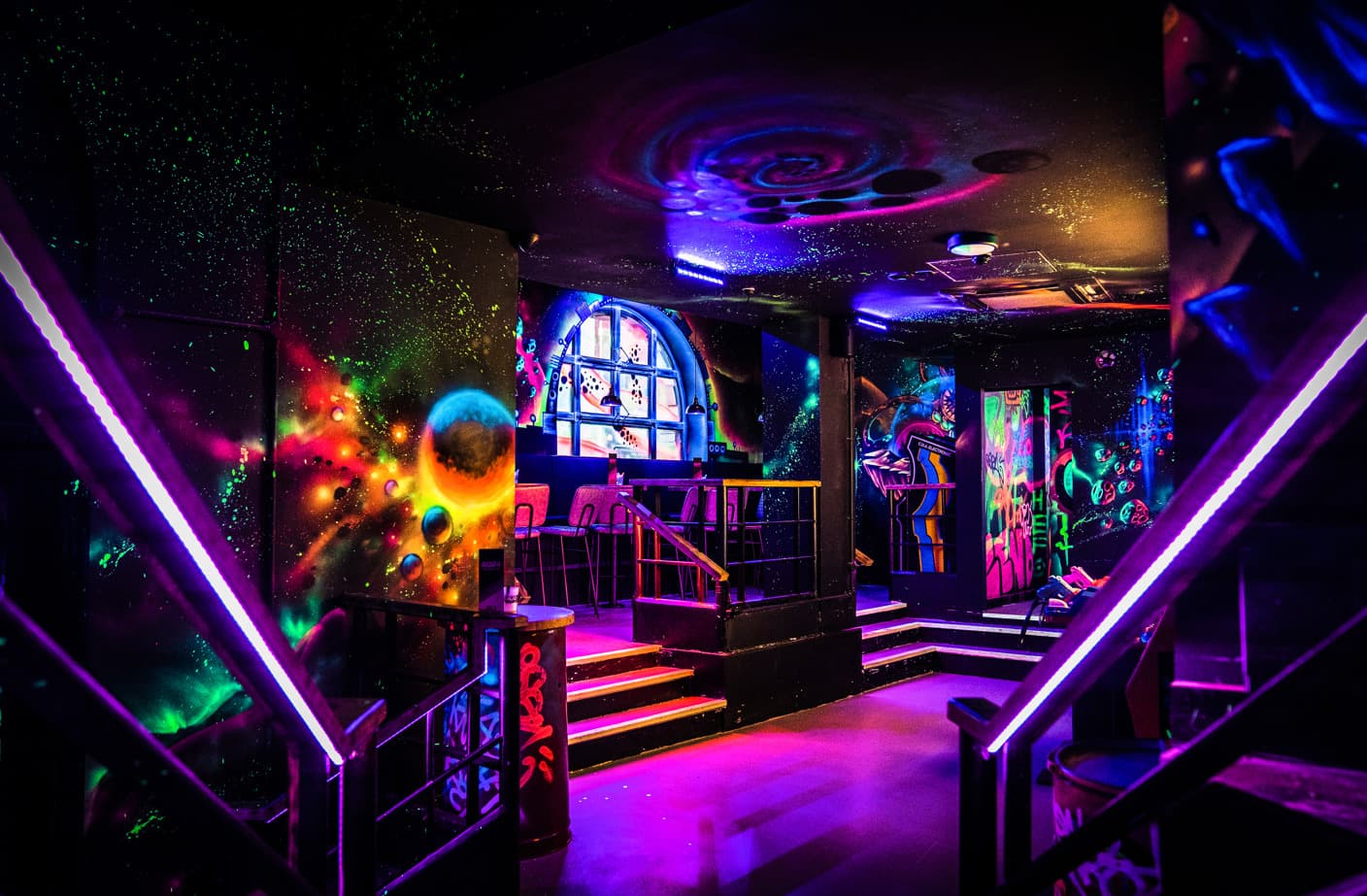 Semi Private Banquettes