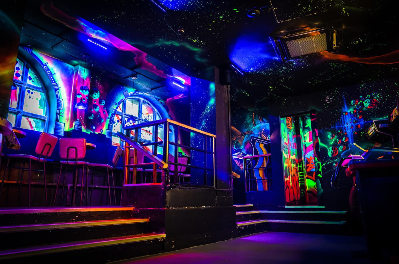 NQ64 Bristol, Semi Private Banquettes photo #2