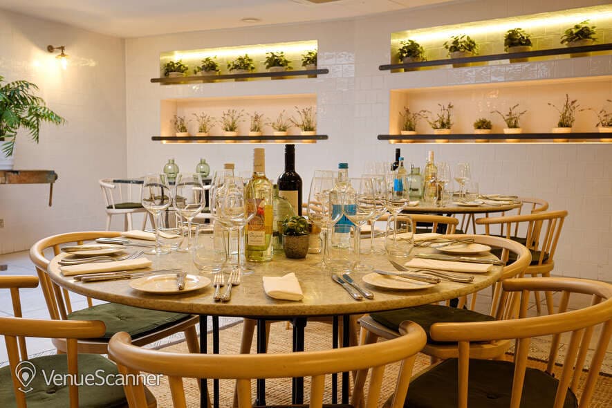 The Pickwick Room, The White Horse Hotel photo #5