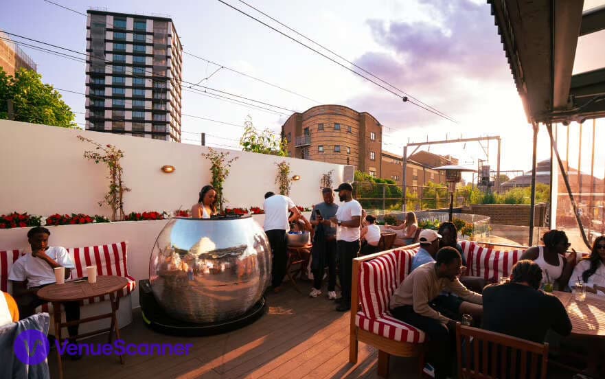 Roof Terrace, The Dark Horse Camden photo #2