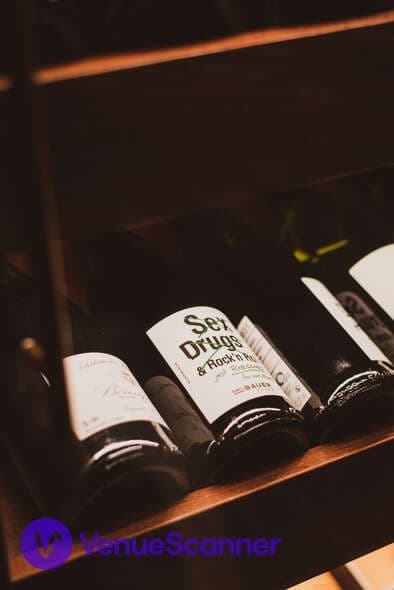 Wine Room, Caia photo #2