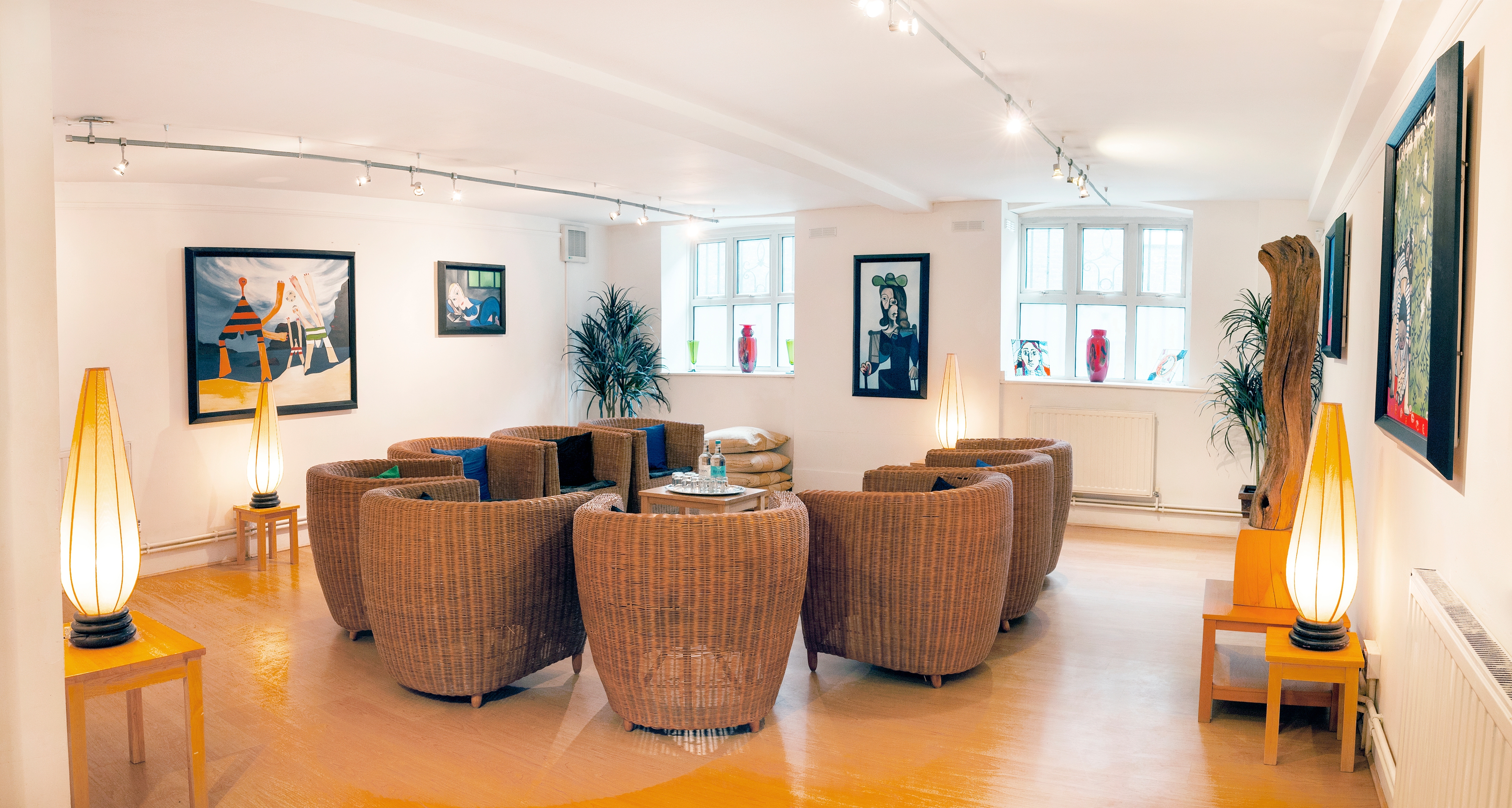 Photo of London Art House, Picasso