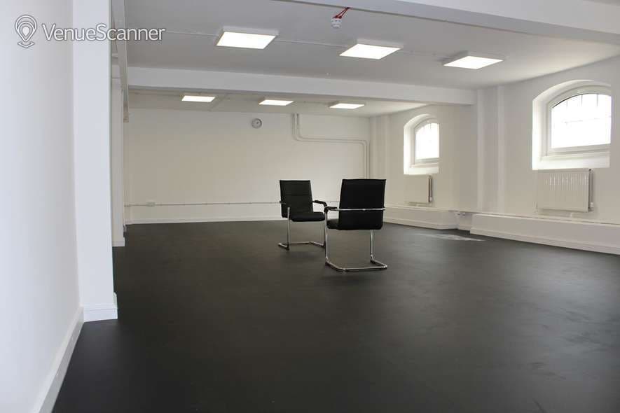 Dalis Den, The Monkey House photo #1