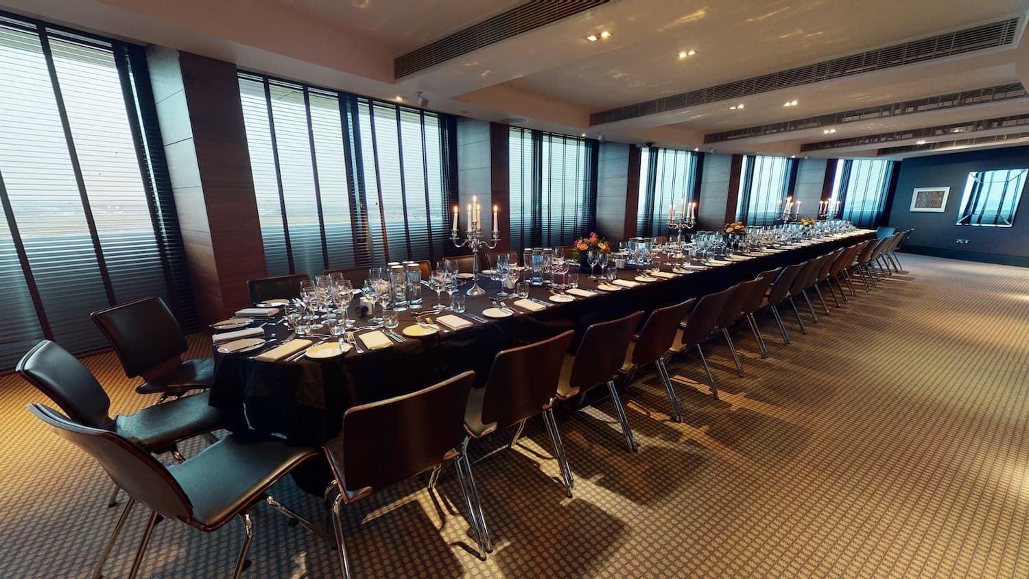 Aviator, Sky Lounge photo #2