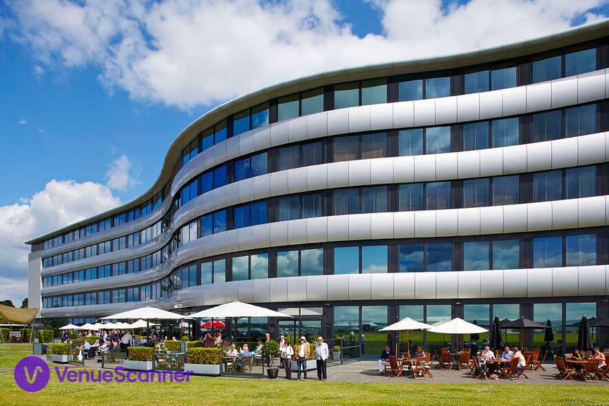 Aviator, Earhart photo #3