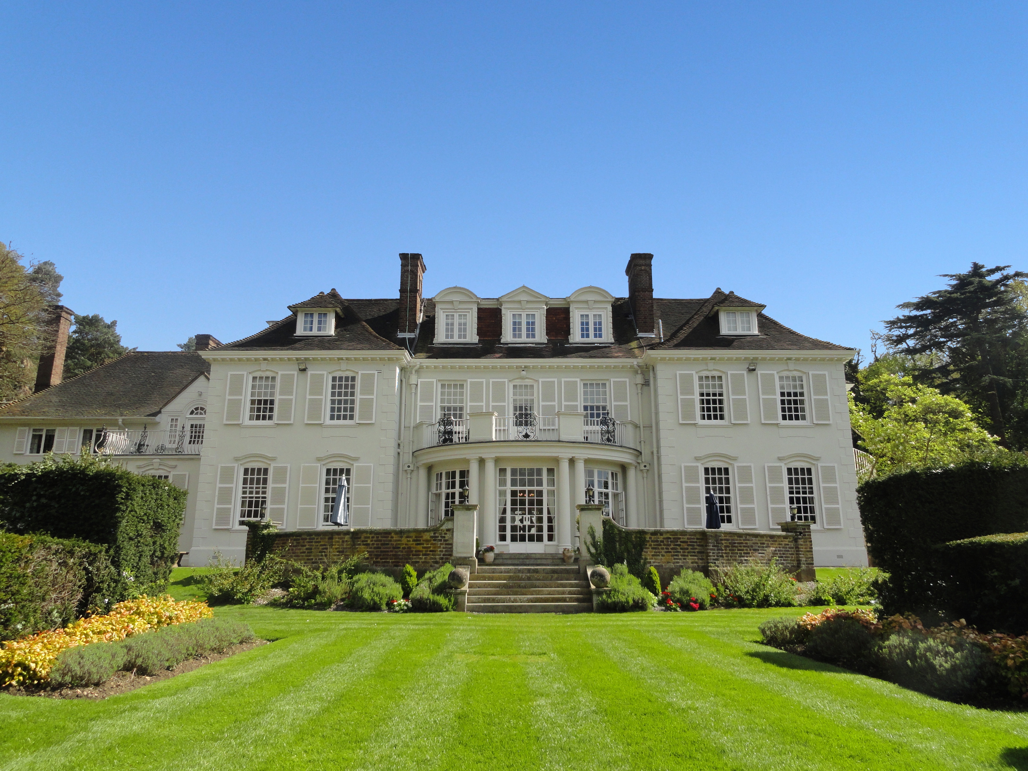 Photo of Gorse Hill, Woking, Hook