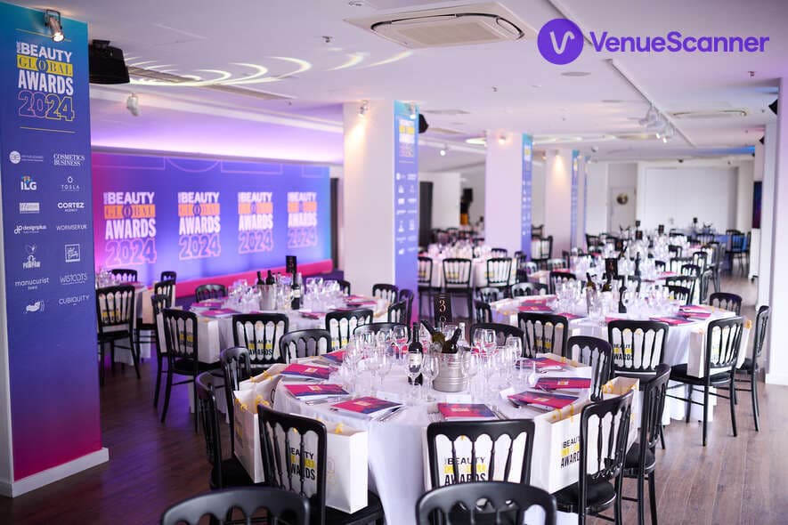 West Wing & Paramount, OXO2 photo #1