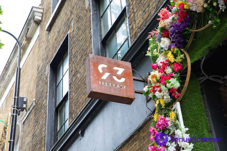 Main Room, 93 Feet East photo #50