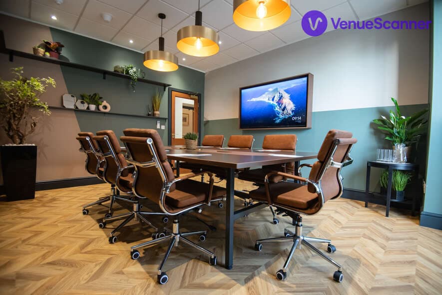 Harlow Suite, Wizu Workspace - Royal House photo #1