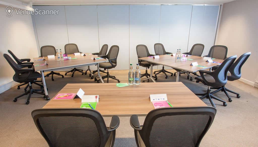 Shaw, Highfield Park photo #1