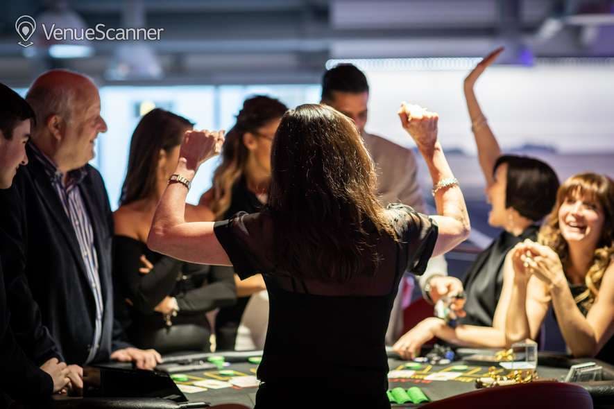 Showroom, Joe Macari Showroom photo #2