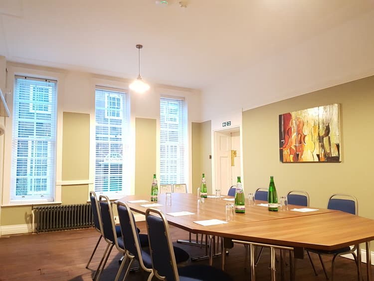 Virginia Woolf Conference Room