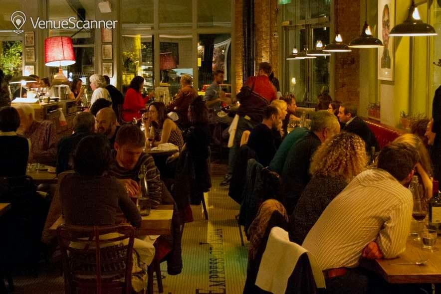 The Empress E9, Exclusive Hire photo #3