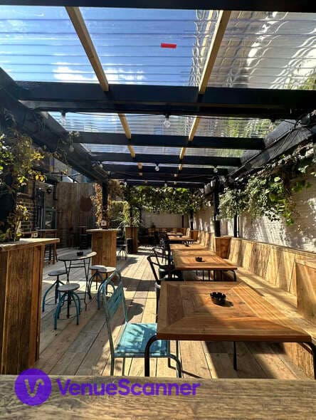 Garden, Wolfpack Fulham photo #1