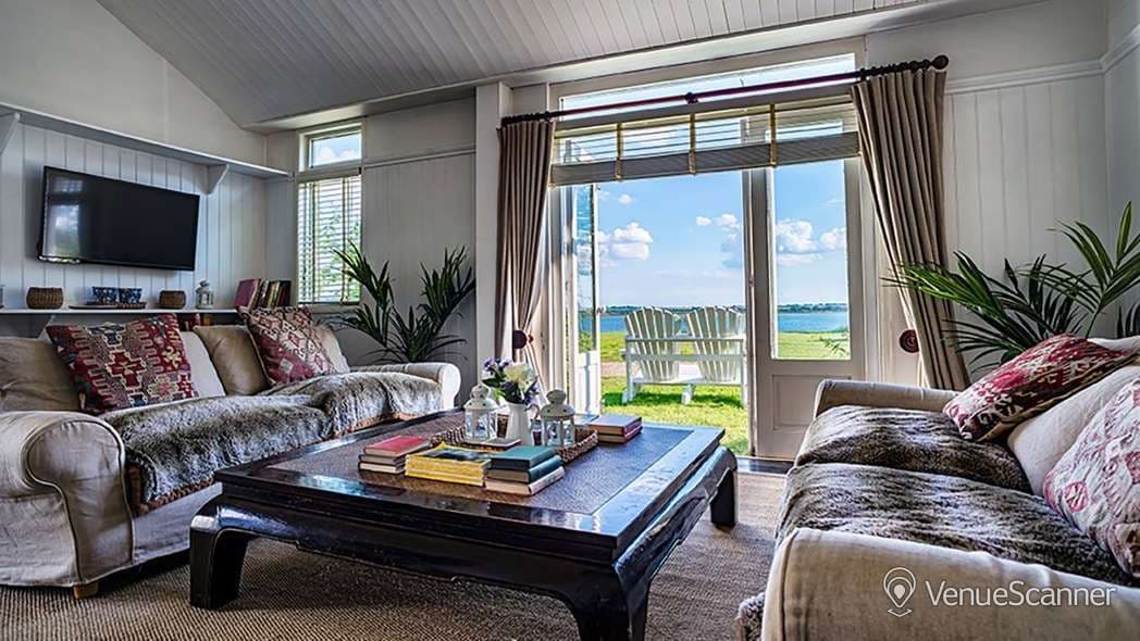 Manor Beach Cottages, Osea Island photo #1