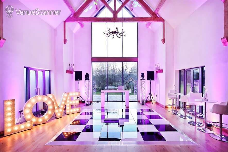 Exclusive Hire, Millbridge Court photo #3