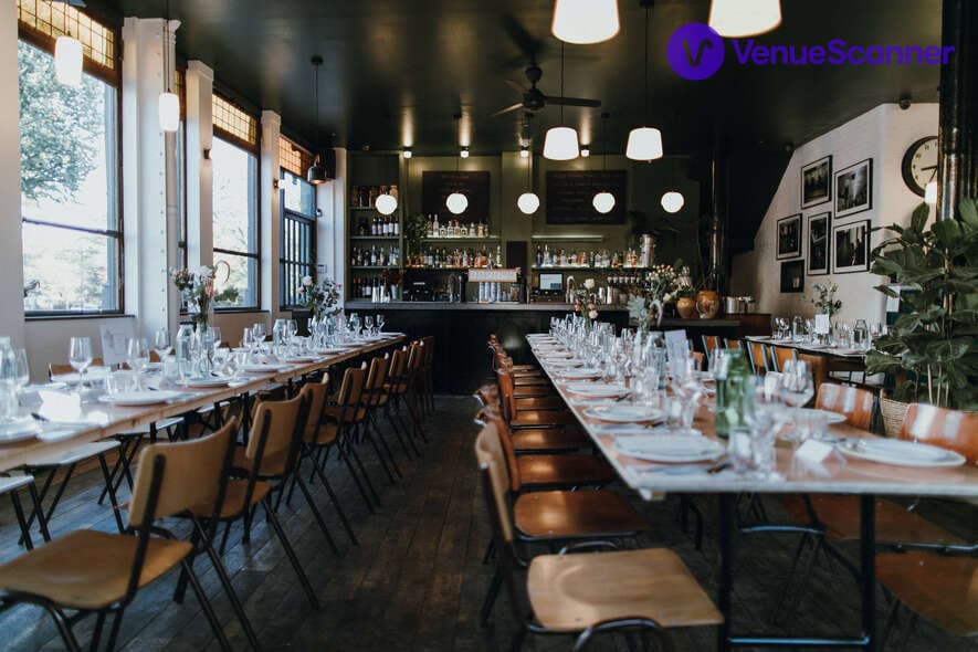 Christmas Hire, Coin Laundry photo #3