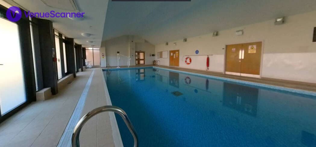 Swimming Pool, Marine Court photo #1