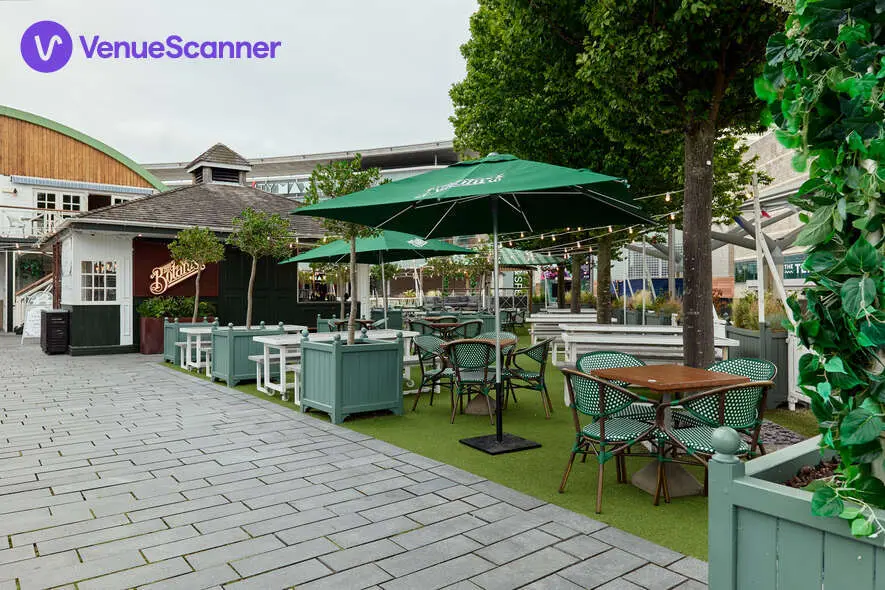 Bar Area, The Botanist, Liverpool One photo #14