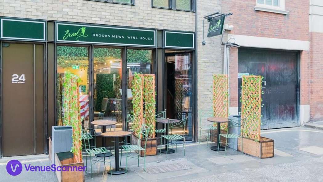 Entire Venue, Brooks Mews Wine Bar photo #6