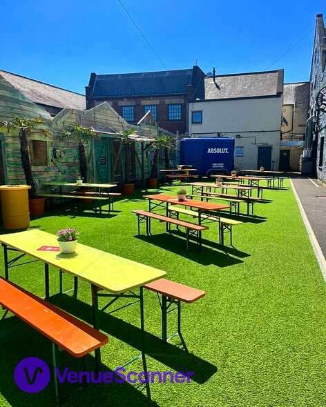 Terrace, Golf Fang Newcastle photo #2