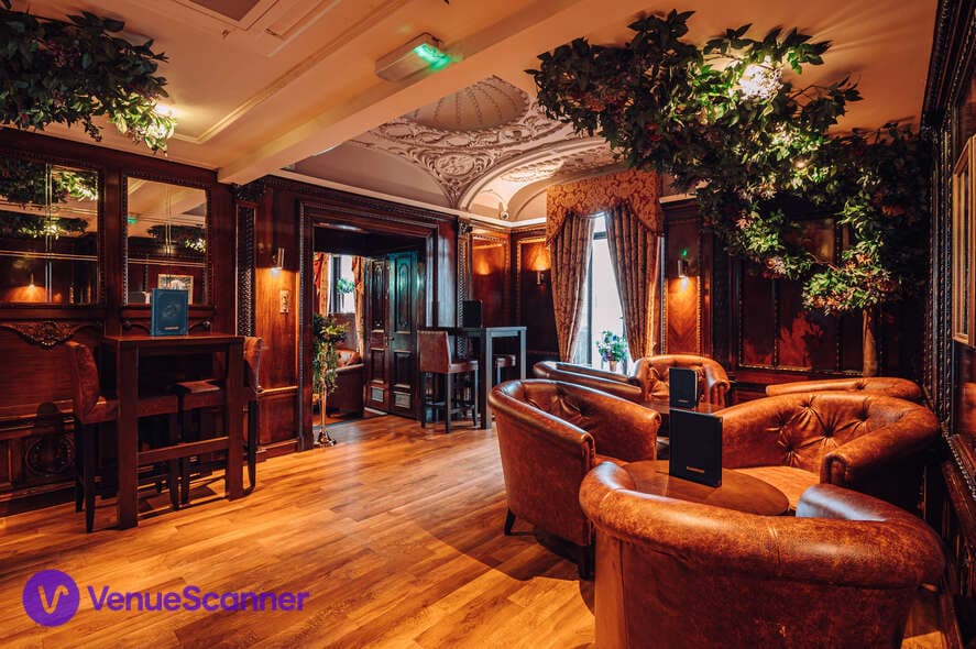 Illuminati Cocktail Bar, Whole Venue photo #3