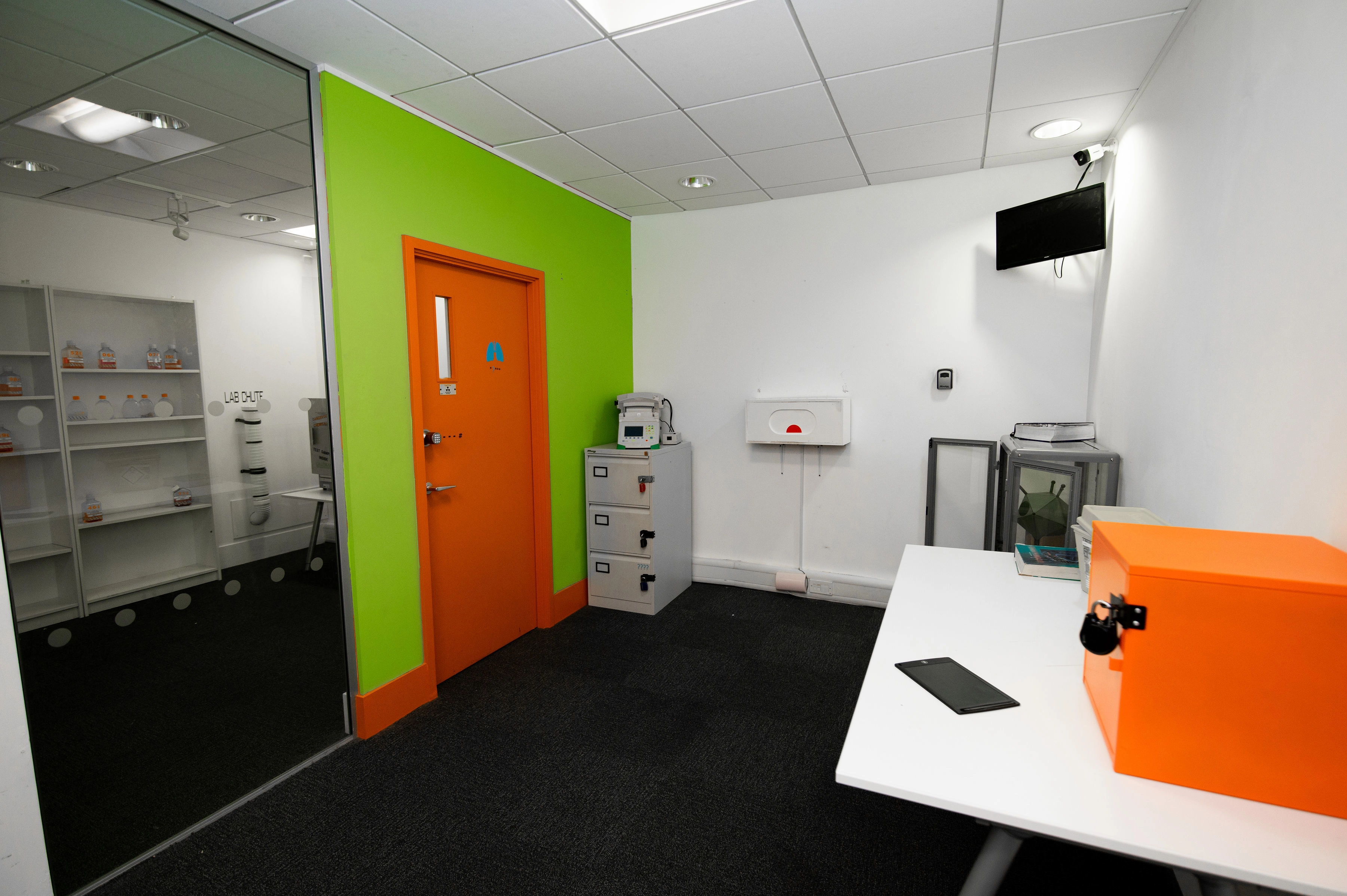 Photo of Exitus Escape Rooms, Tenovus Virus Tinkerers - Escape Room