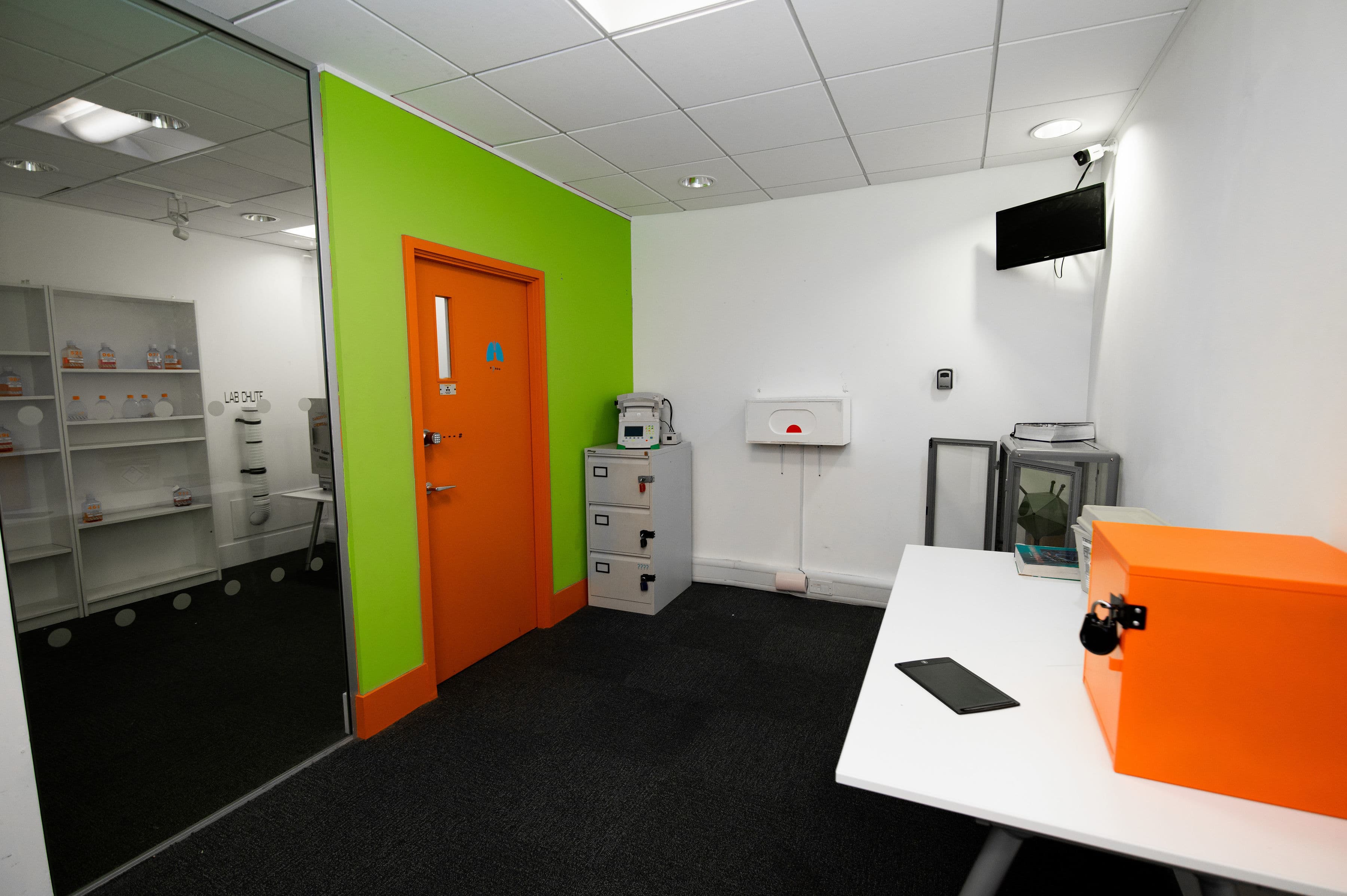 Tenovus Virus Tinkerers - Escape Room