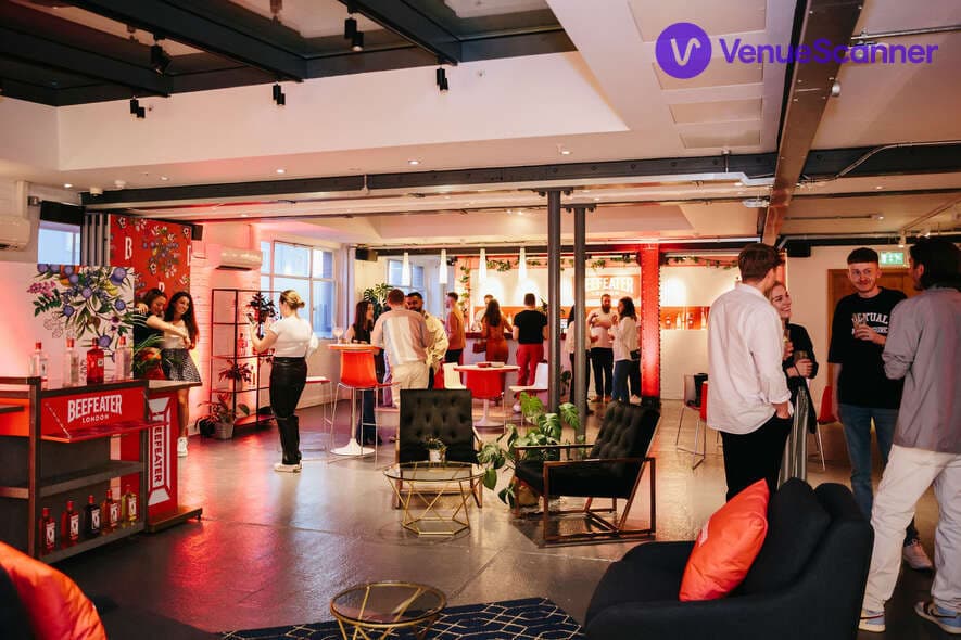 The Beefeater Gallery Bar, Beefeater Gin Distillery photo #1