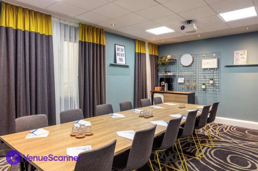 Festival Suit, Novotel Edinburgh Centre photo #2