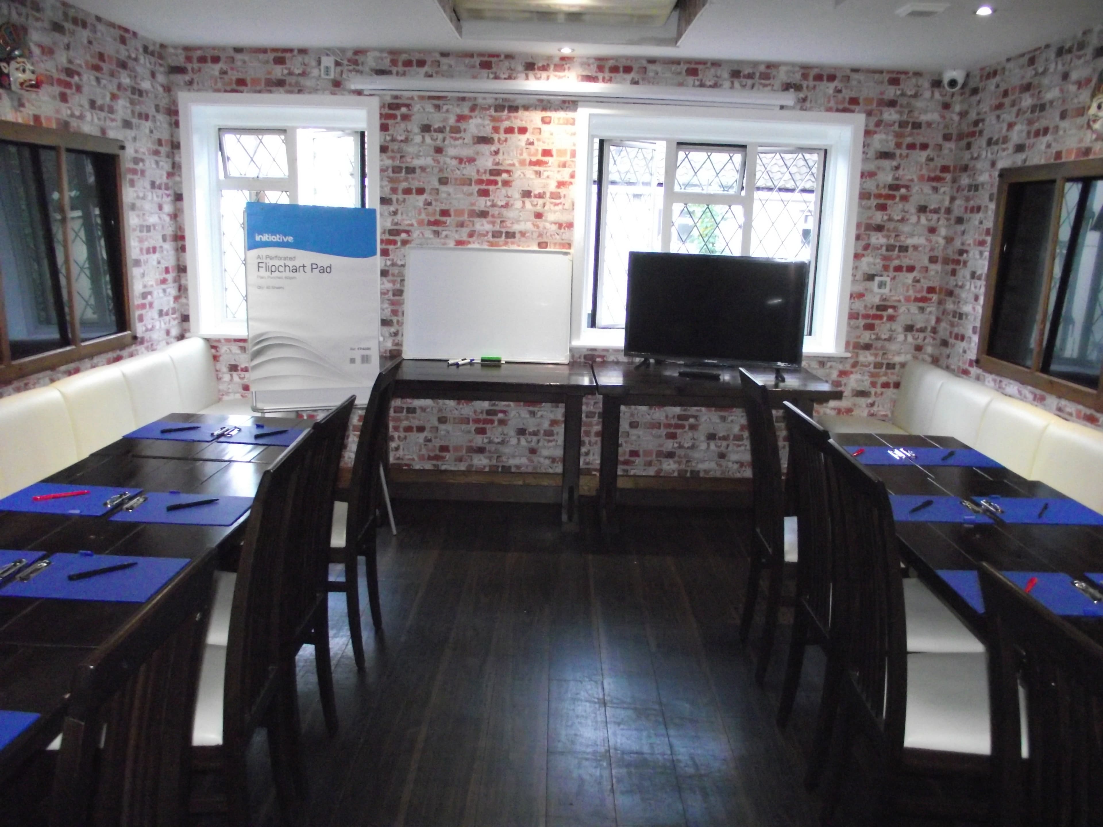 Great Nepalese Restaurant, Room 1 photo #2