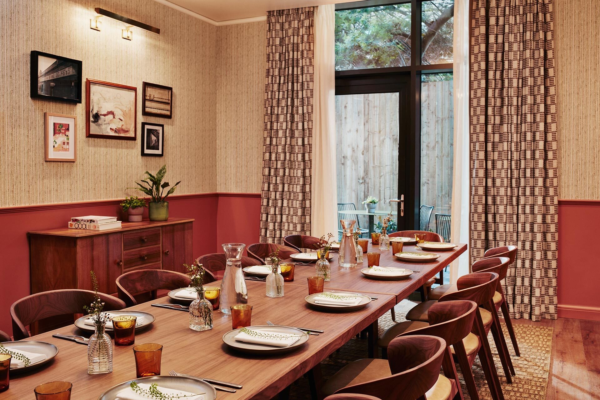 Photo of The Hoxton Shepherds Bush, The Library