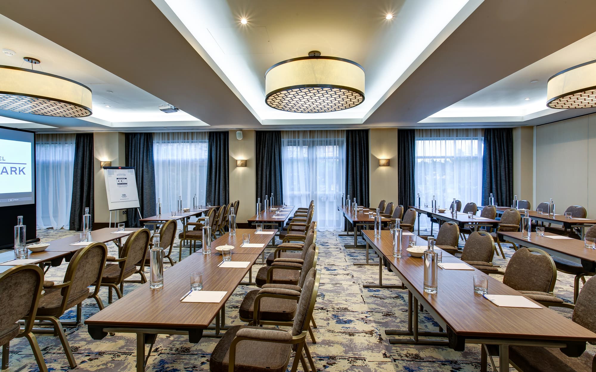 Christmas At Danubius Hotel Regents Park, Denis Compton Suite photo #2