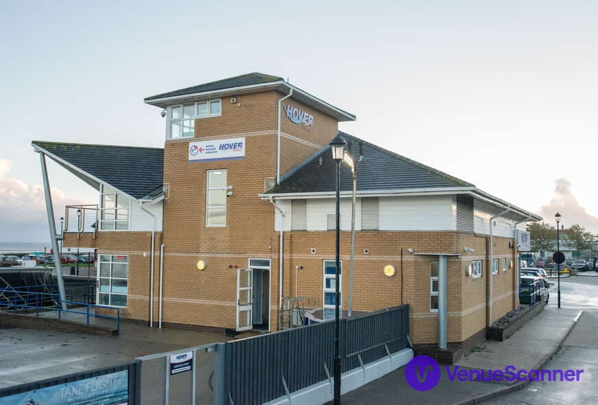 The Boardroom Plus Discounted Hovercraft Travel, Solent Views Ryde photo #30