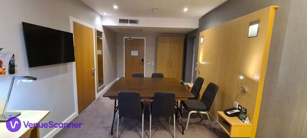 Syndicate Meeting Room, Holiday Inn London Luton Airport photo #1