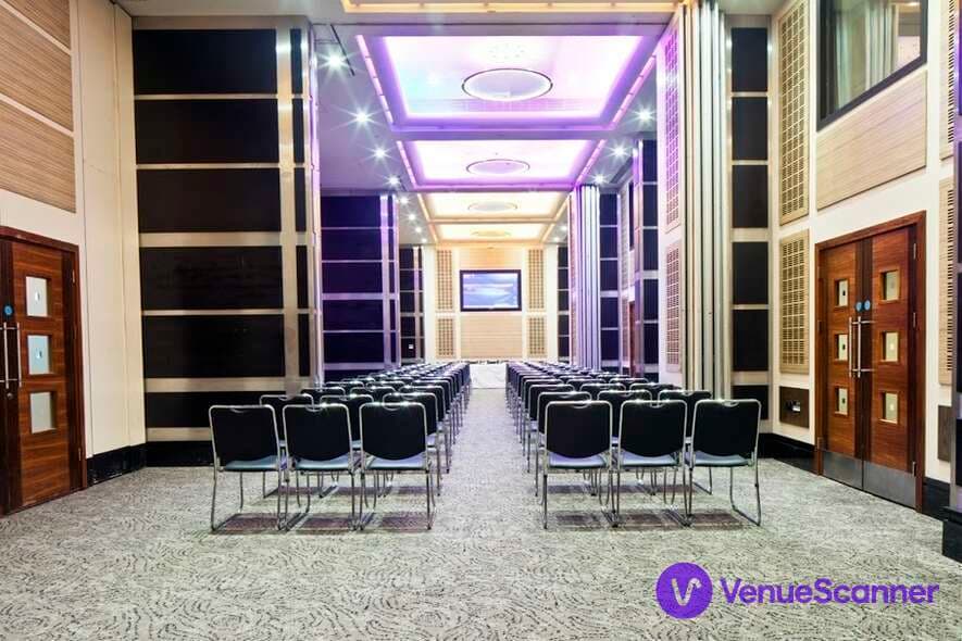 Shakespeare, Leonardo Royal London St Paul's photo #1