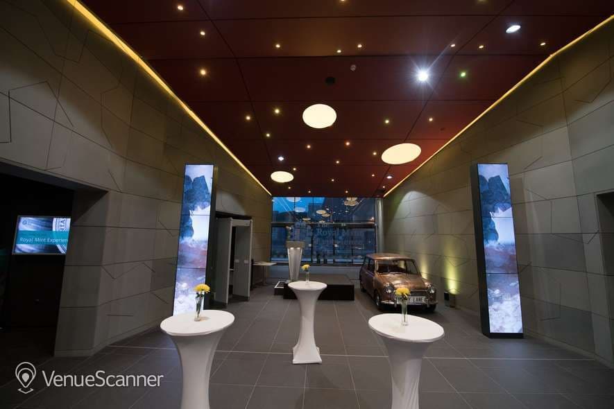 Sir Issac Newton Suite, The Royal Mint photo #1