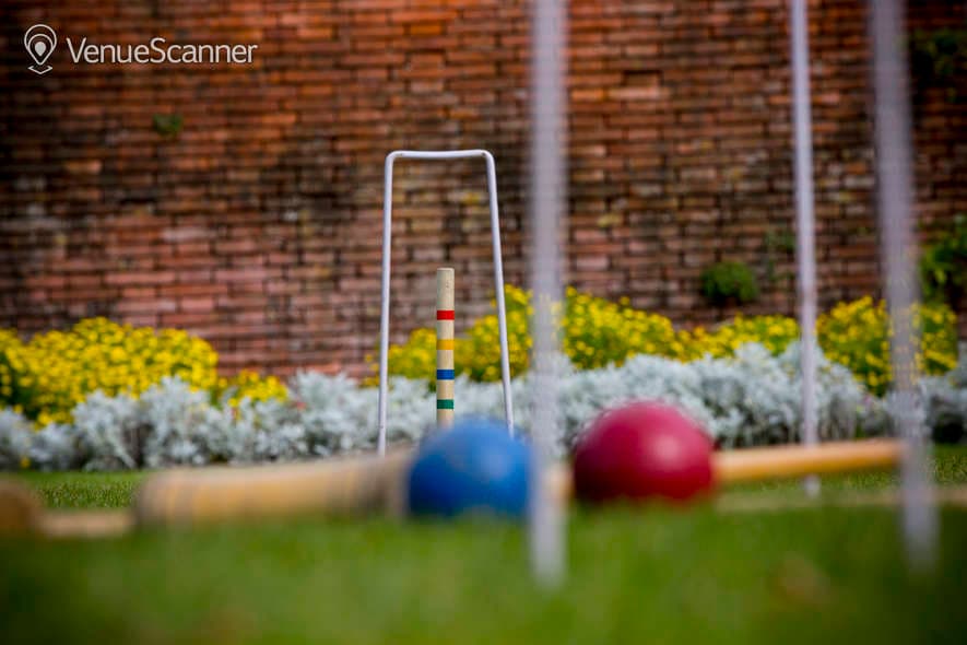 New Place Hotel - Hampshire, Croquet Lawn photo #3