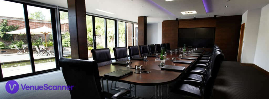 The Coach House, Great Fosters photo #1