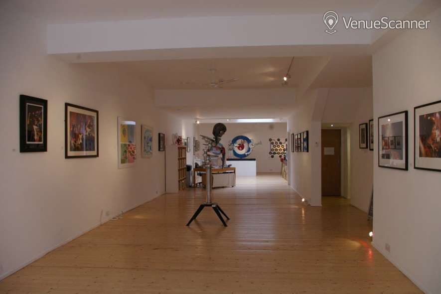 Gallery Different, Ground Floor photo #3