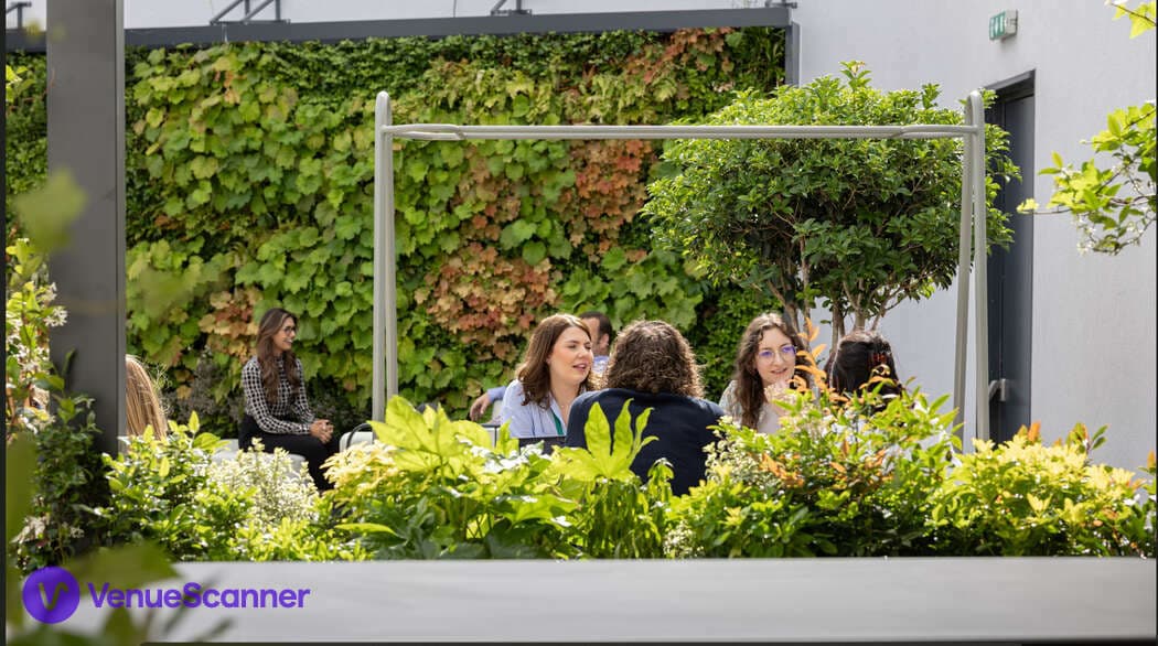 Finney Meeting Room, 100 Embankment photo #3