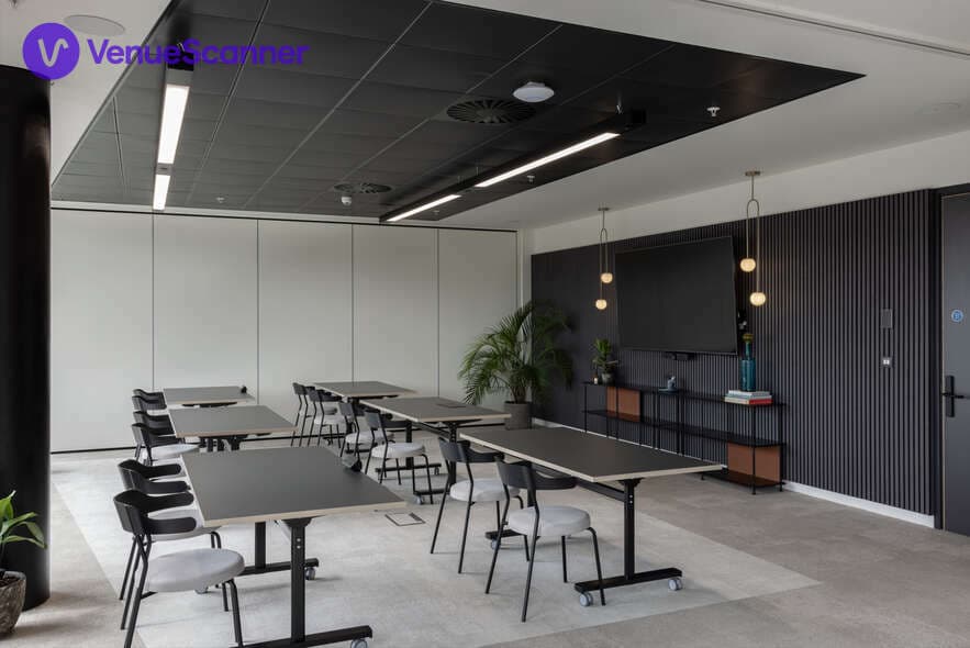 Mission Room, 100 Embankment photo #1