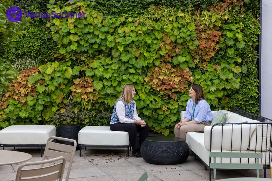 Roof Terrace, 100 Embankment photo #3