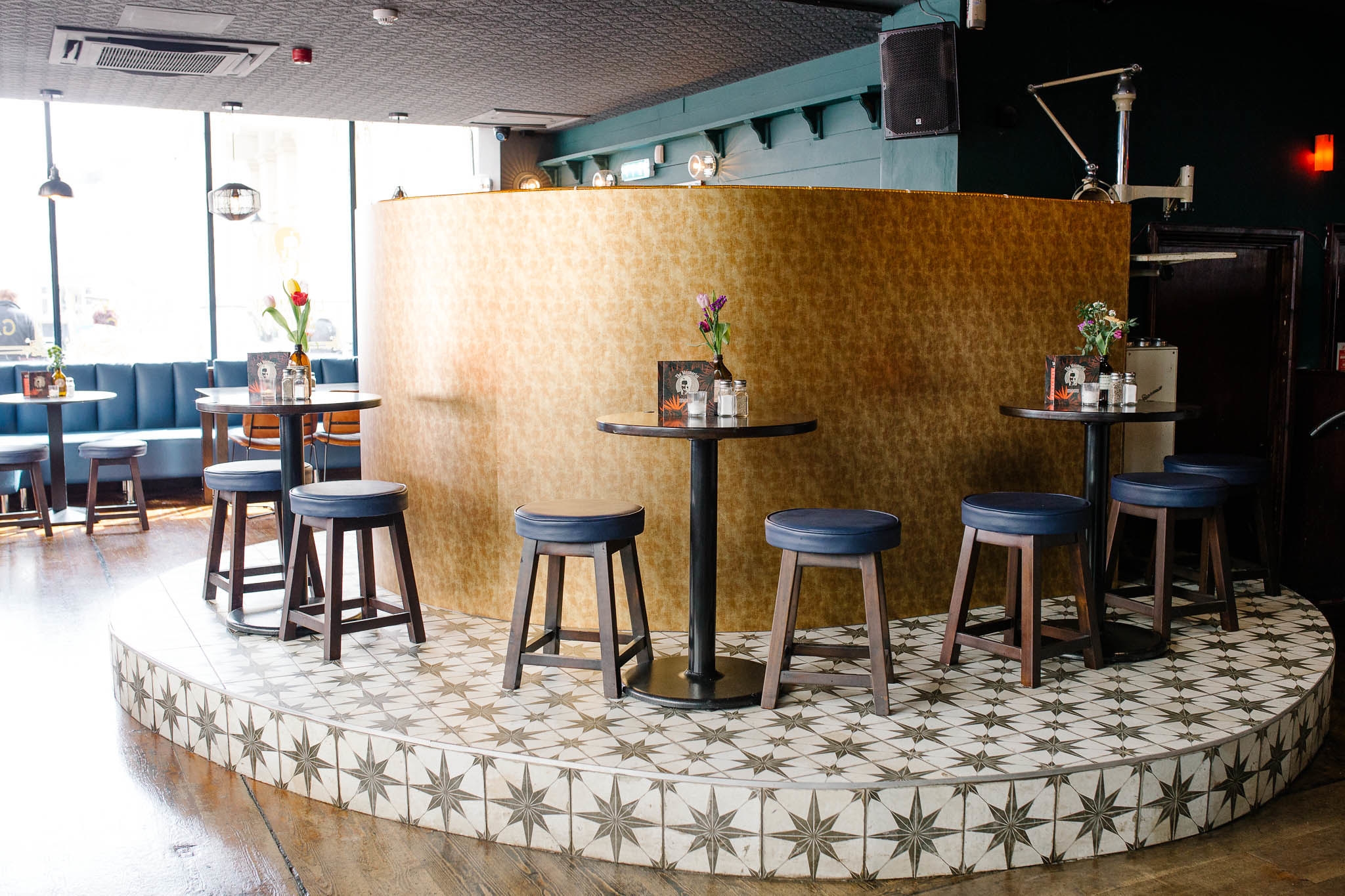 Photo of The Mesmerist, The Bird Cage