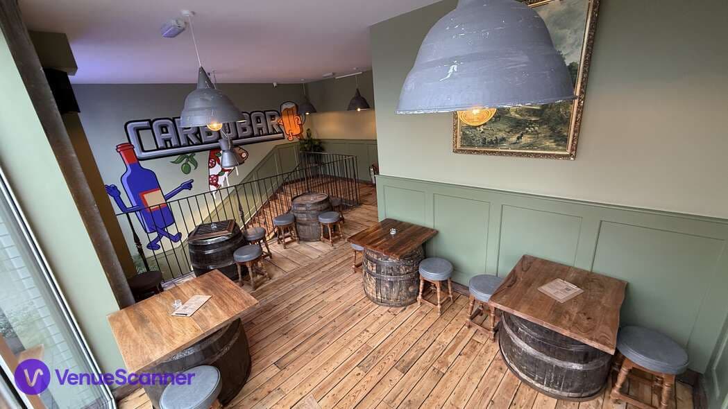 Upstairs Room, Carbobar photo #2