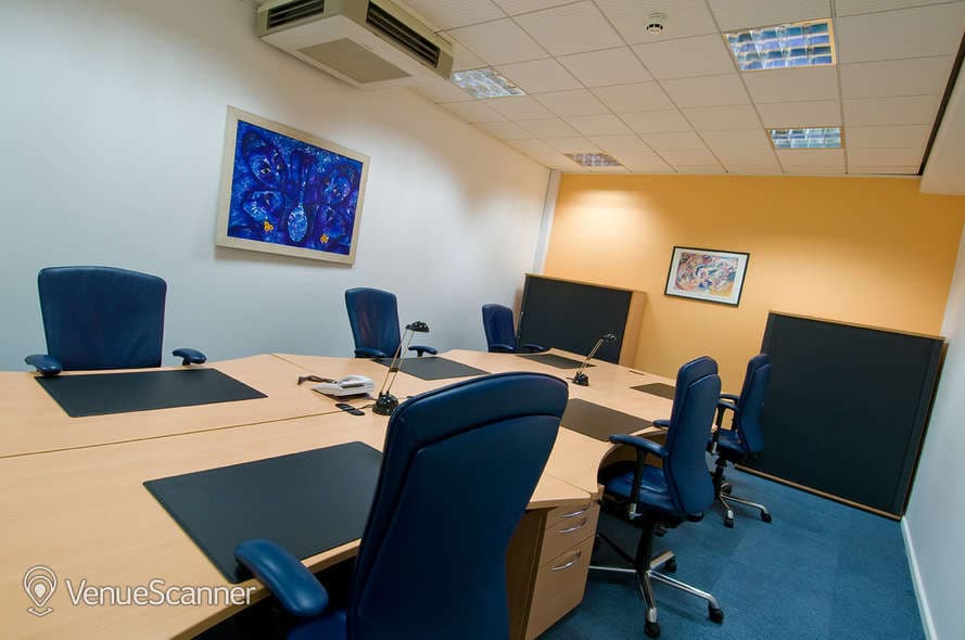 Belgravia, Regus Express Gatwick South Terminal photo #1