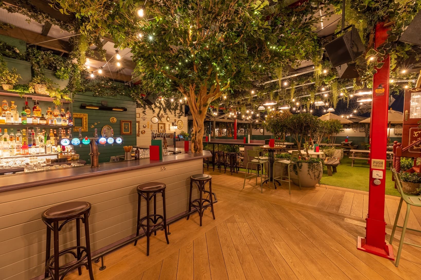 Flight Club Cardiff, The Champion Of The World photo #2