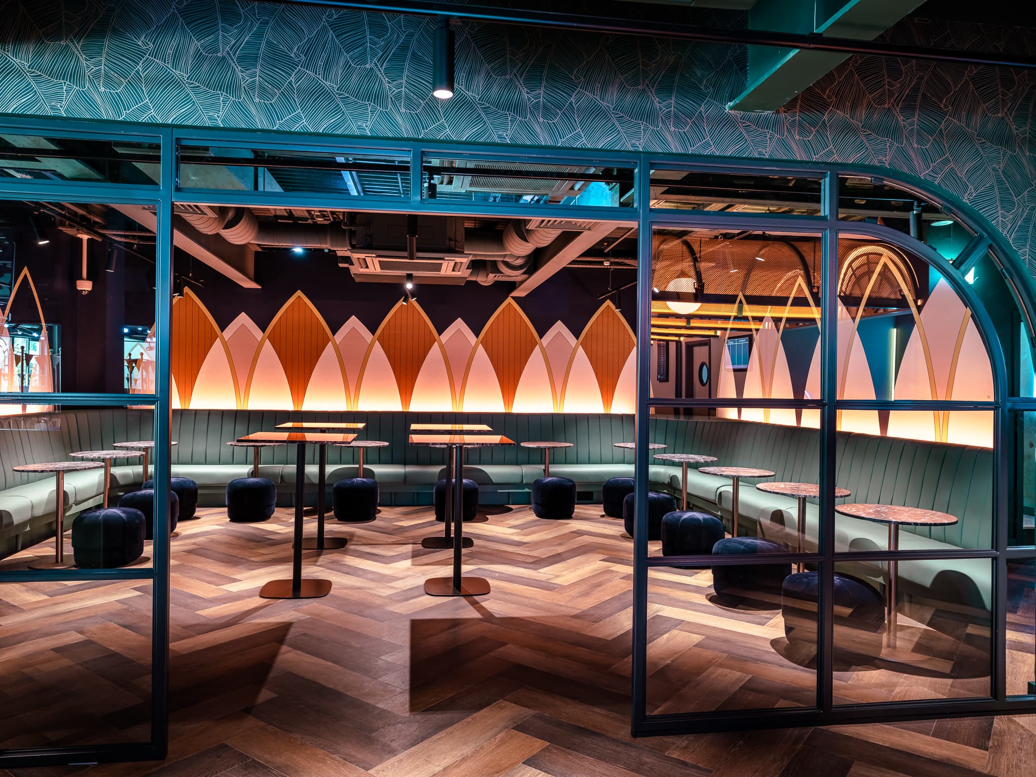 Swingers West End, The Boathouse photo #2