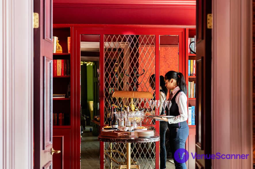 The Library, Sun Street Hotel photo #2