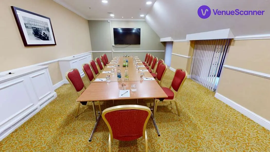 Daimler, Forest Of Arden Hotel & Country Club photo #2